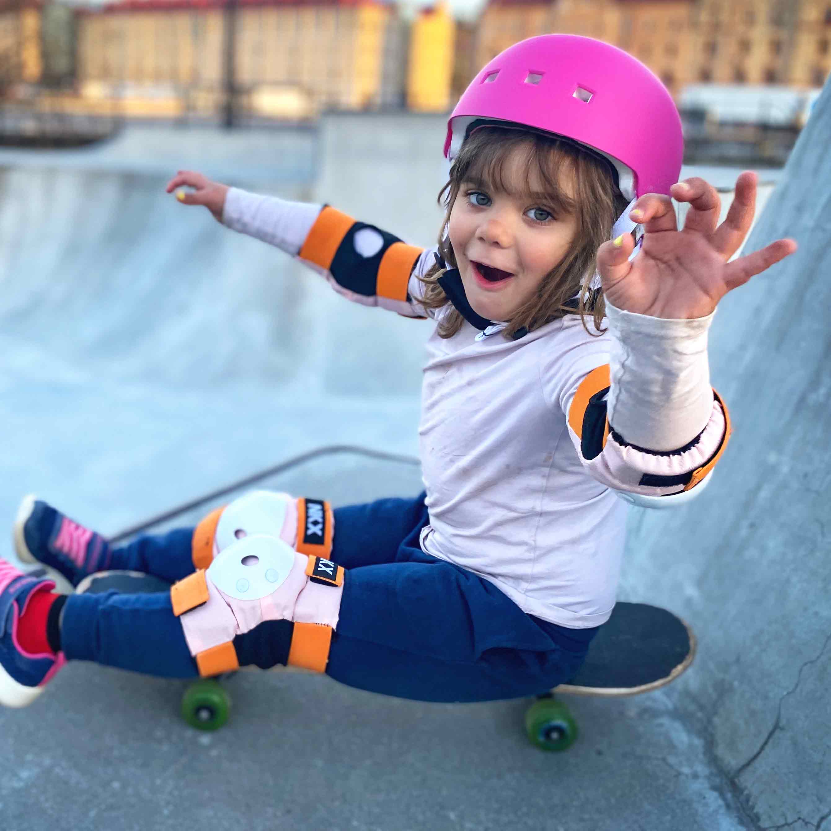 NKX Kids 3-Pack Pro Protective Gear - Ginocchiere, Gomitiere e Protezioni per Polsi