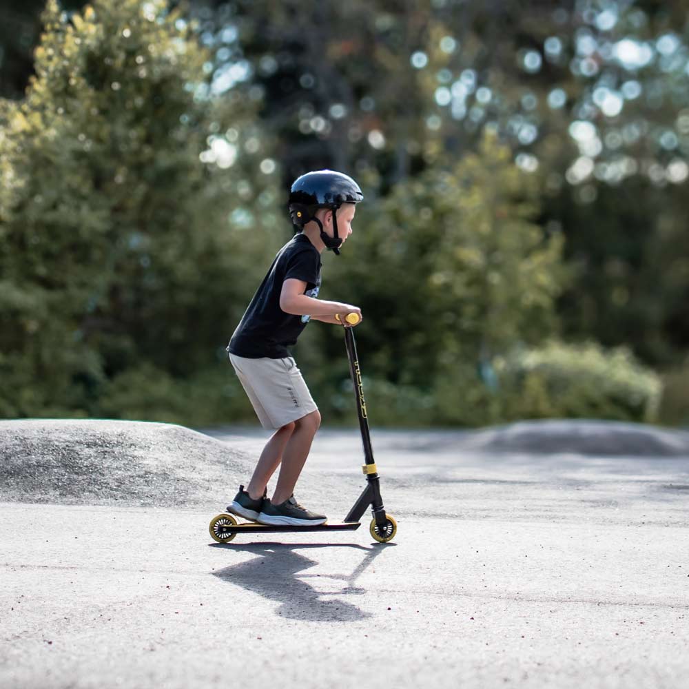 Story Outlaw Stunt Scooter