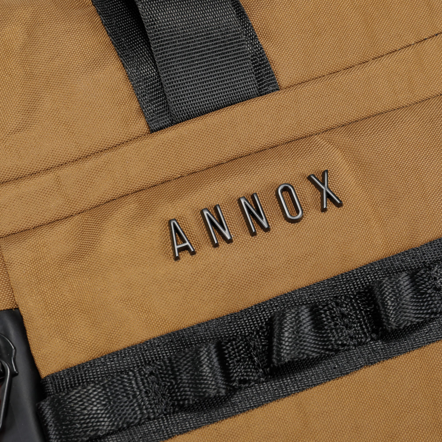 Annox Trailguard 23.5L - Zaino da trekking impermeabile con compartimento per laptop (15.6”)
