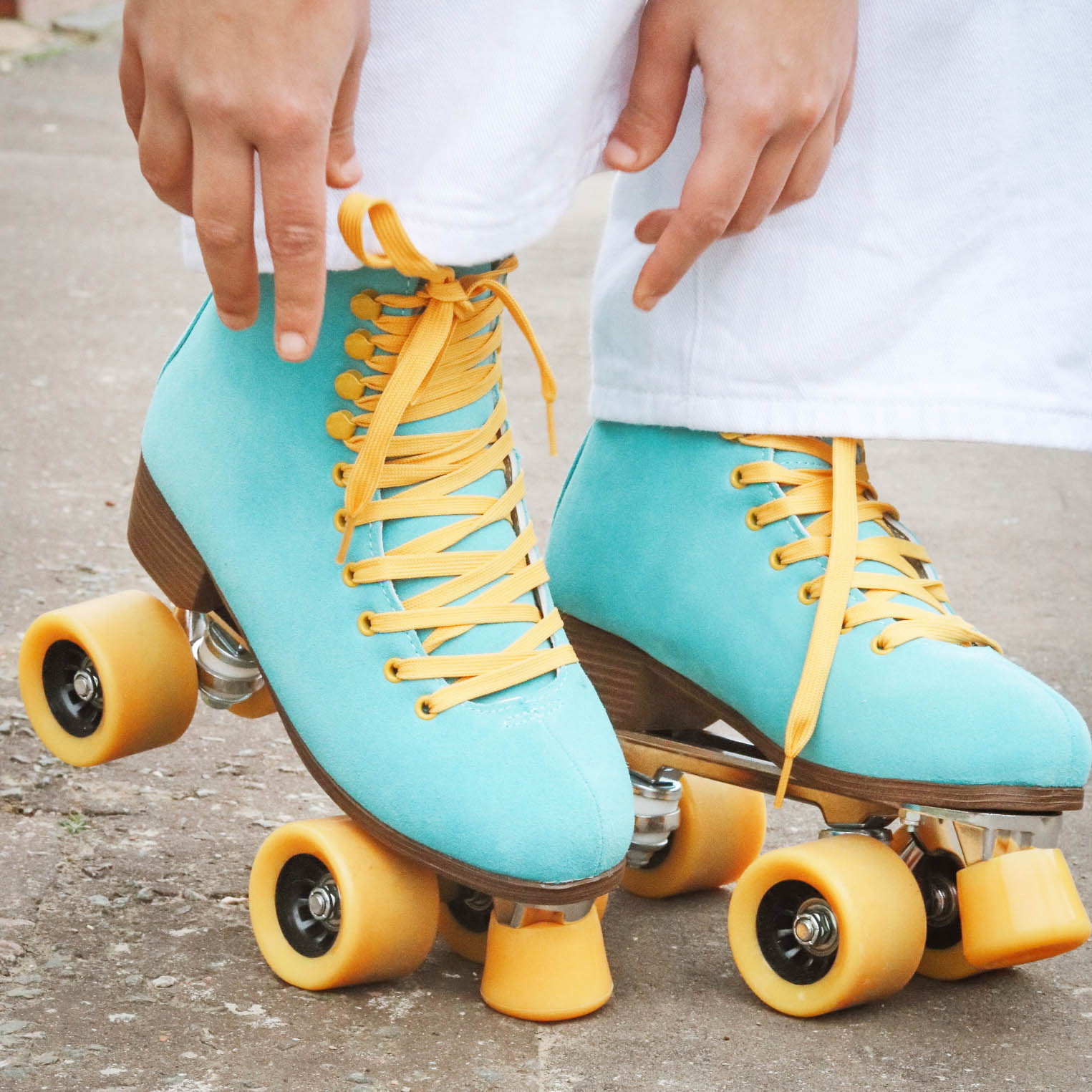 Story Retro Western Quad Skates