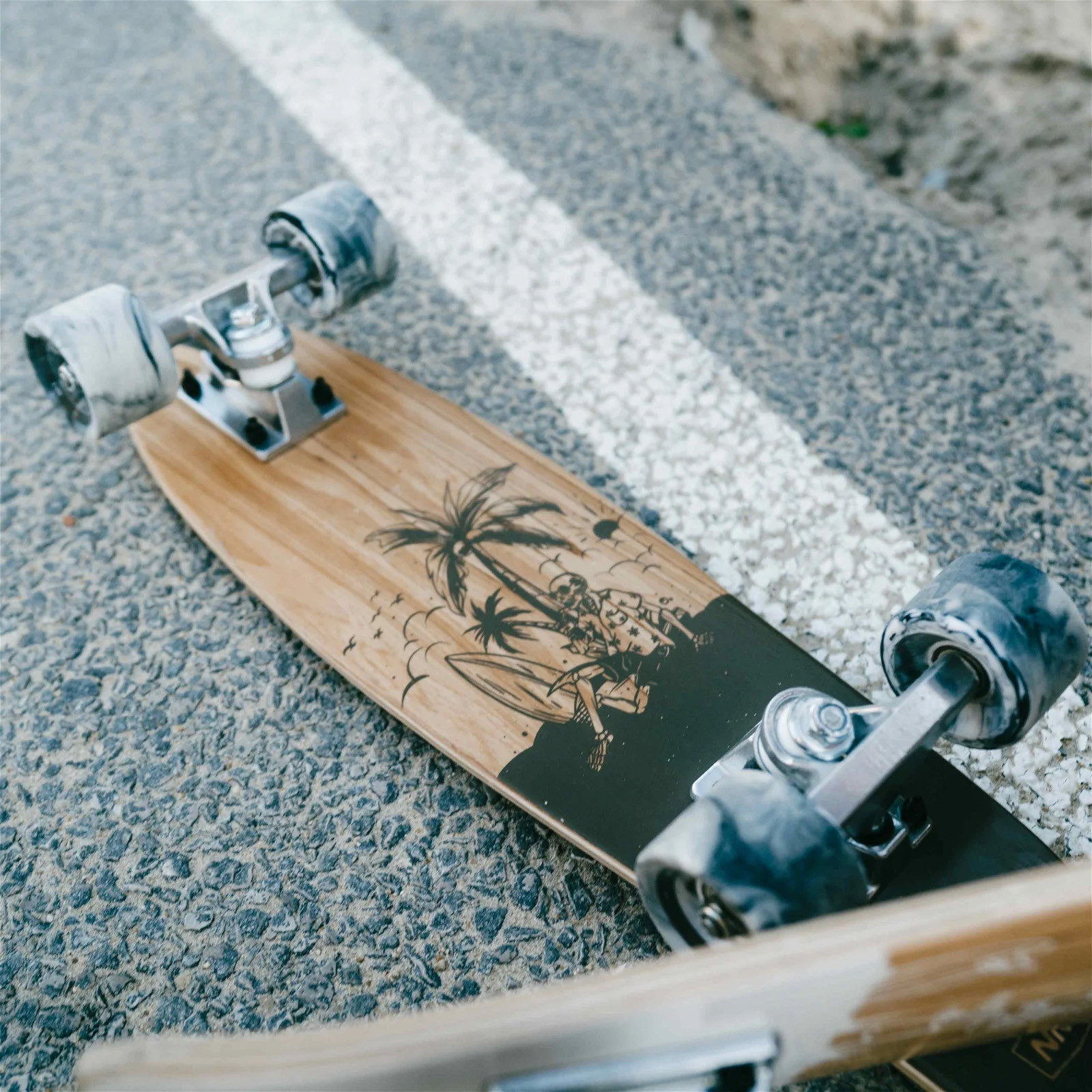 NKX Bones Mini Cruiser Skateboard 22"
