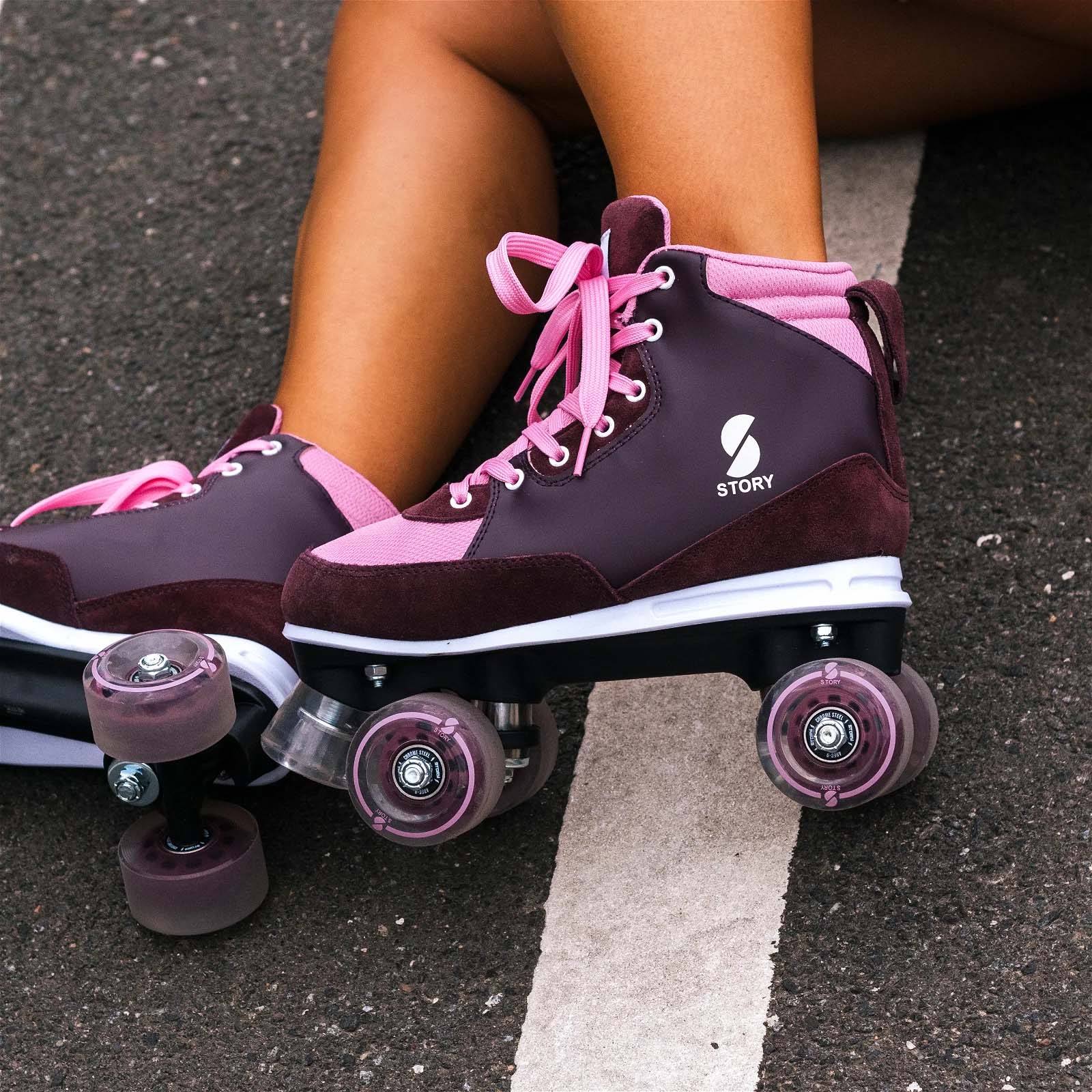 Quad Skates Story Duster