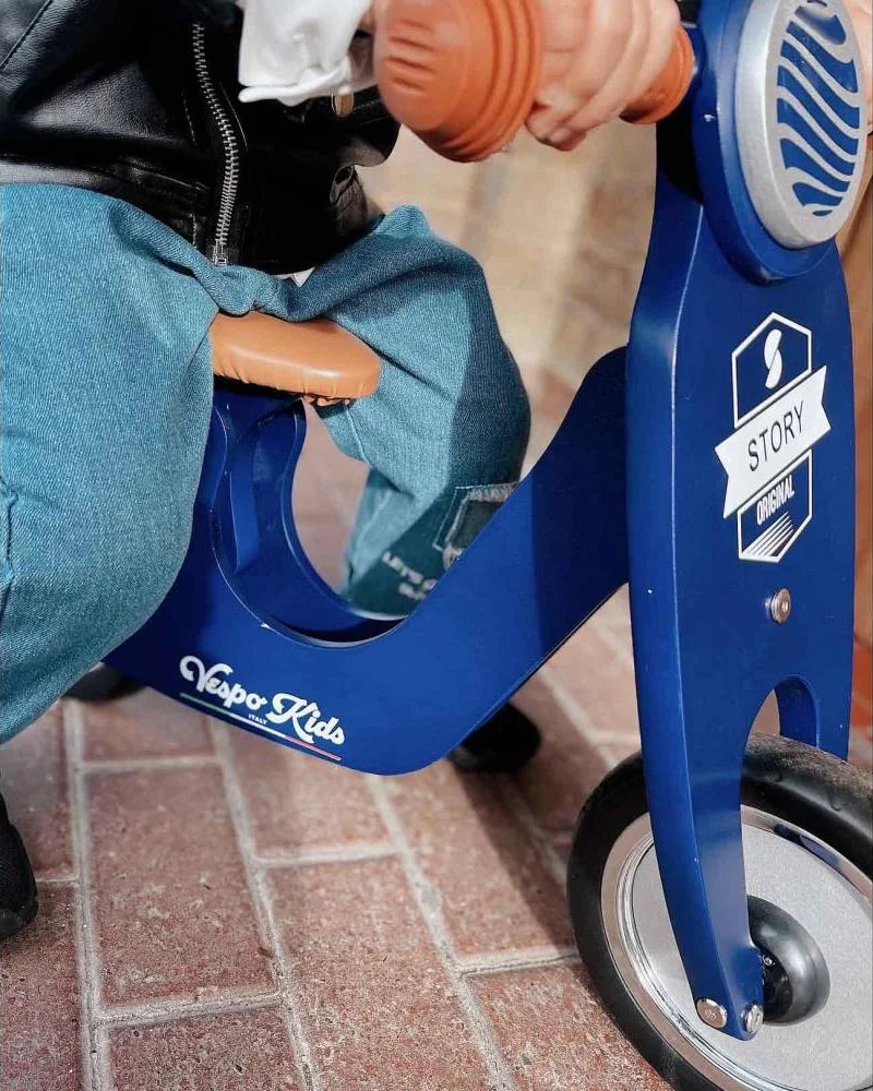 Story Vespo Bicicletta Senza Pedali