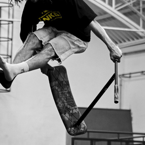 Monopattino trampolino